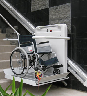 Plateforme élévatrice handicapé : Devis sur Techni-Contact - Monte  handicapé petites hauteurs